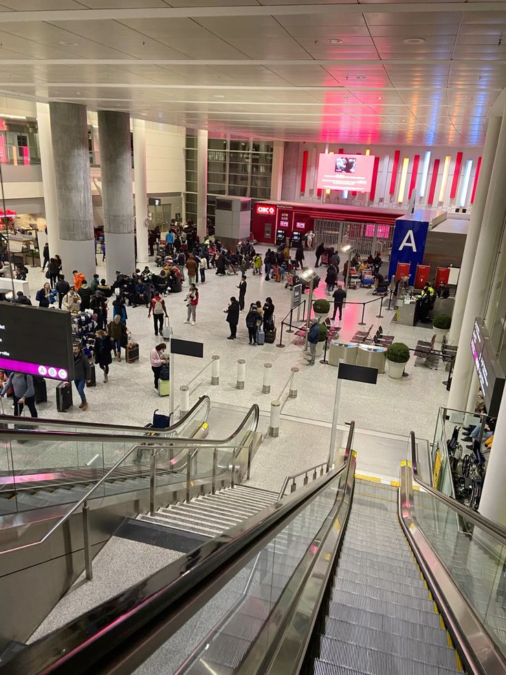 Airport YYZ